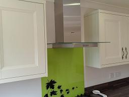 Richmond Ivory Painted Kitchen with laminate worktops
