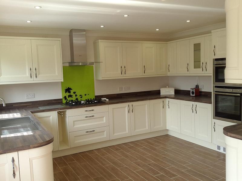 Kitchens Lowestoft | Meetmeamikes