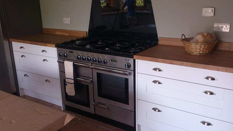 Shaker Wood white kitchen fitted with oak worktops